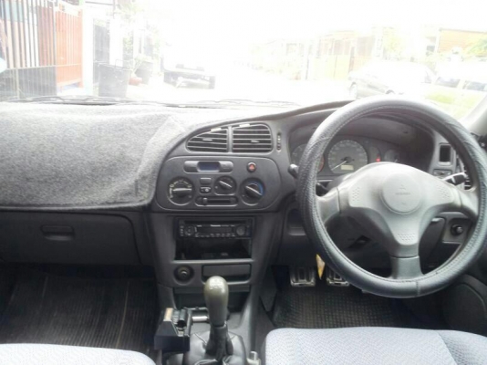 ขาย รถบ้านใช้เอง  LANCER 1.5 Limited ติดแก๊สหัวฉีด  หน้า-หลังไม่มีชน ไม่จมน้ำ สีสวย  ภาษี57ขับกลับได้เลย