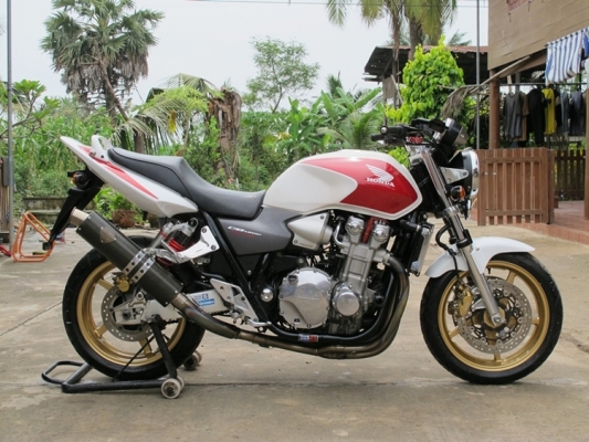 Honda cb 1300 ปี 05 สพม