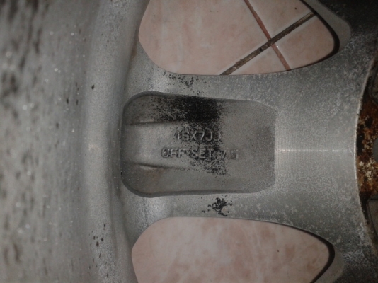 ขายล้อเล็บเหยี่ยวแท้