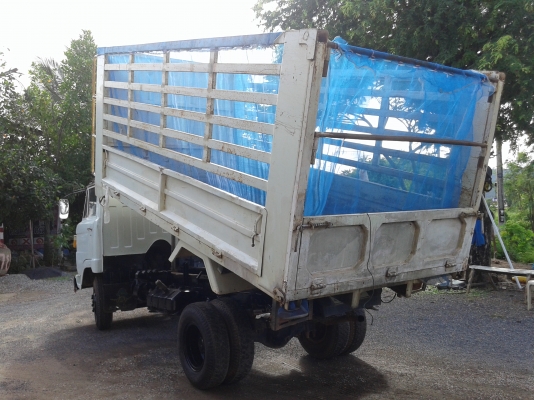 ขายKM 310 110แรง ดั้มเกษตร ราคา 300,000 ต่อรองได้