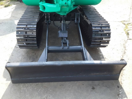 ขาย รถขุด KOMATSU รุ่น PC30-7- มือสองญี่ปุ่น