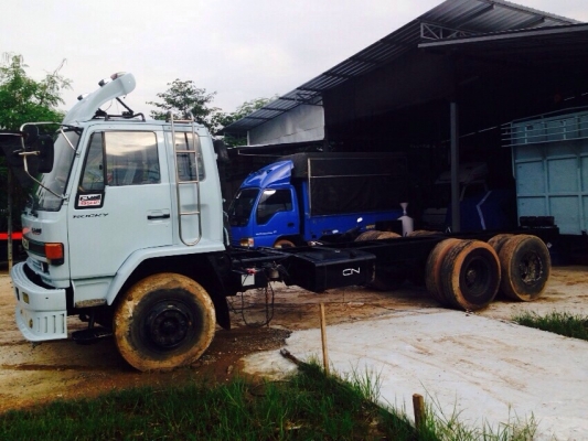 อีซูซุ10ล้อยาว7เมตรเพลาเดียว