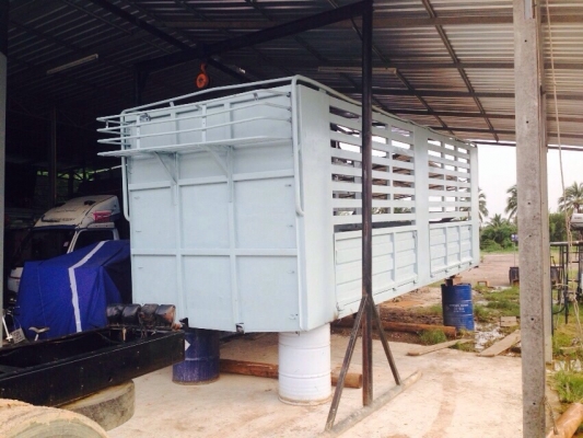 อีซูซุ10ล้อยาว7เมตรเพลาเดียว