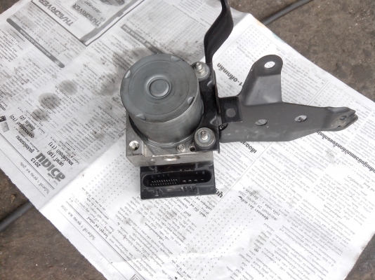 ABS NISSAN Sunny Neo