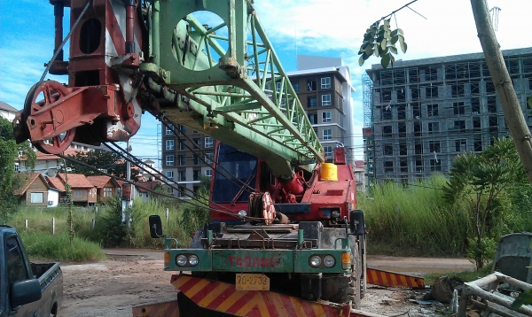 รถเครน TADANO TR200-M3 รถเครน TADANO TR200-M3