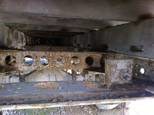 ฝากขายหกล้อNPR 57L