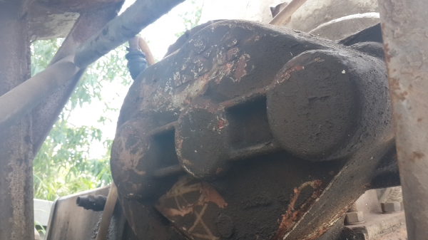 ขายด่วนรถโม่ปูนสิบล้อสองเพลาโม่ได้สองลูกมีใบซื้อขายZMเครื่อง6D16โม่ตรงอุปกรณ์ครบขายตามสภาพรีบจองเลย0801515451