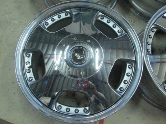 Big B ล้อซิ่ง ขายล้อม้าทอง