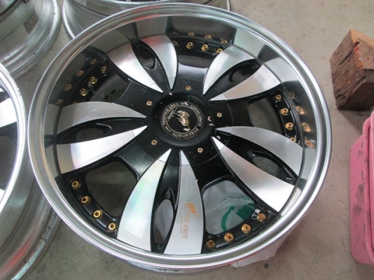 ขายล้อม้าทอง ขายล้อม้าทอง