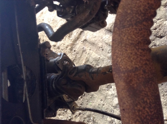 ISUZU NPR 115 hp มีสโลว์กลาง ลดราคาพิเศษเหลือ 500,000 บาท.