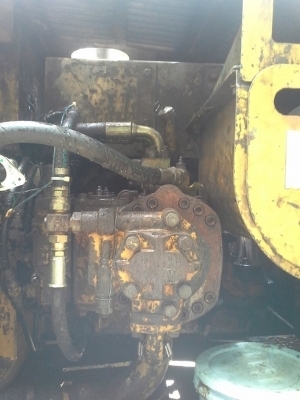 ขายด่วน KOMATSU รุ่น PC 200-5