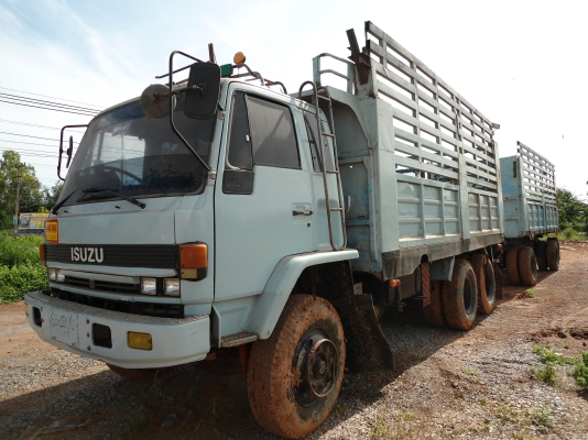 ขายด่วน ISUZU ROCKY 240สองเพลาดั้ม แม่ลูก สภาพพร้อมใช้ ราคาย่อมเยาว์โทร 0811838154 0843923995