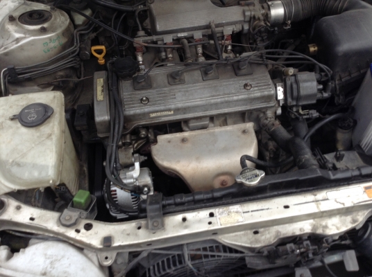 TOYOTA COROLLA รุ่นไฮทอค1.6 GLi ปี 2000 เกียร์ธรรมดา