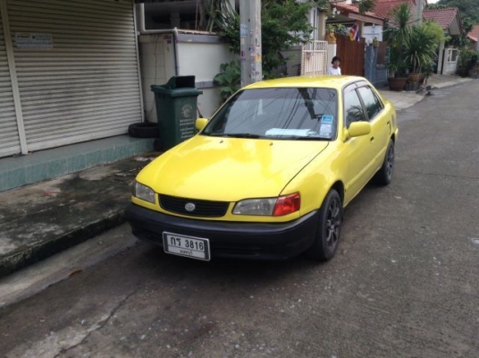 TOYOTA COROLLA รุ่นไฮทอค1.6 GLi ปี 2000 เกียร์ธรรมดา