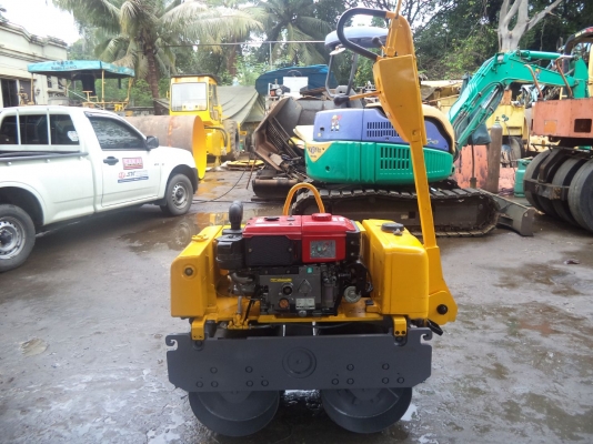 รถบดเดินตาม SAKAI รุ่น HV80ST