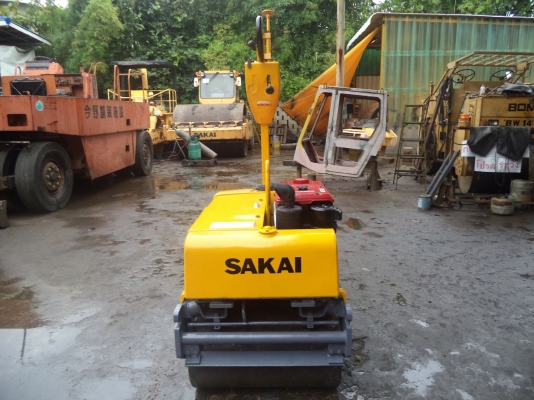 รถบดเดินตาม SAKAI รุ่น HV80ST