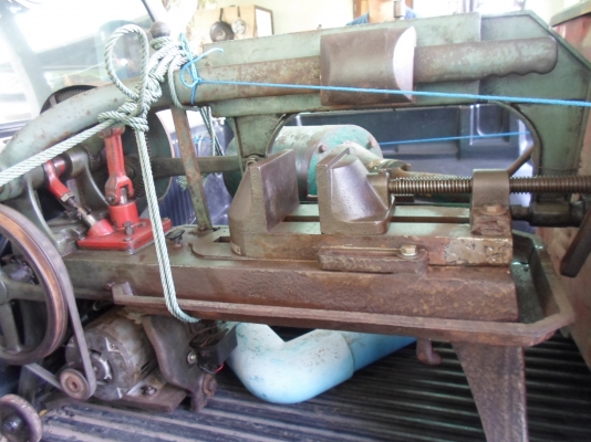 แท่นเลื่อย HERO  8,500  พร้อมใช้  ด่วน  !!!!!! จัดส่งได้