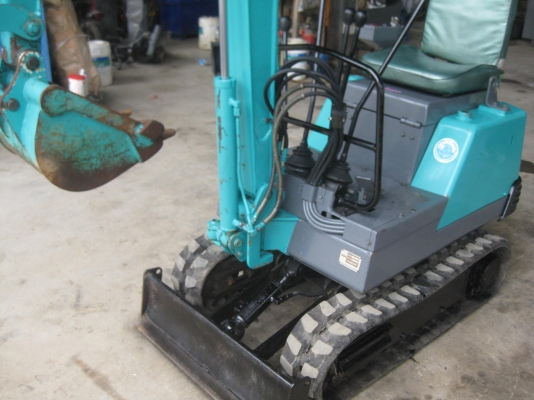 ขายรถขุดKOMATSU PC03-7 พร้อมใช้งาน ขายรถขุดKOMATSU PC03-7 พร้อมใช้งาน