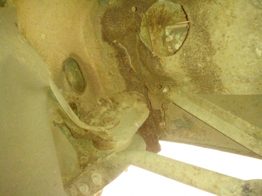 NASSAN BIG M 2700 ปี 40 เล่มทะเบียน