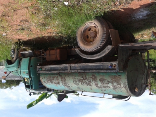 รถบรรทุกน้ำหัวยาว  ไม่พร้อมใช้งาน  ราคา  173000  ลดสุดๆๆ