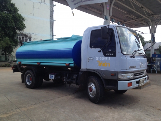 ขายรถน้ำ 6 ล้อ ยาว 4.30 เมตร  ปี 40  เครื่อง 140 แรง