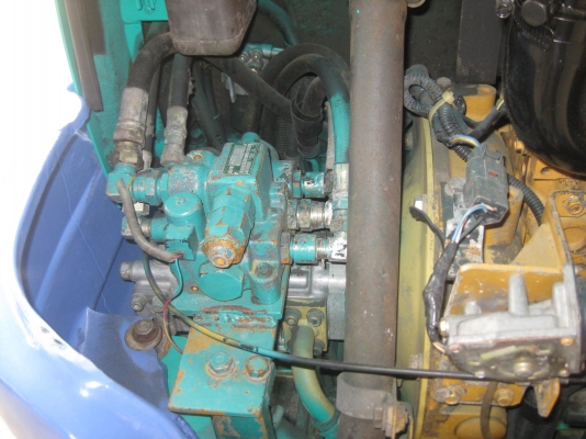 ขายรถขุดKOMATSU PC07-7 พร้อมหัวเจาะ พร้อมใช้งาน ขายรถขุดKOMATSU PC07-7 พร้อมหัวเจาะ พร้อมใช้งาน