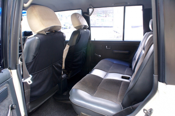 ปาเหลื่ยม1993 4WD