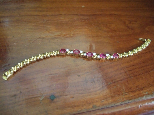 ขายสร้อยข้อมือ ทับทิมพม่าแท้