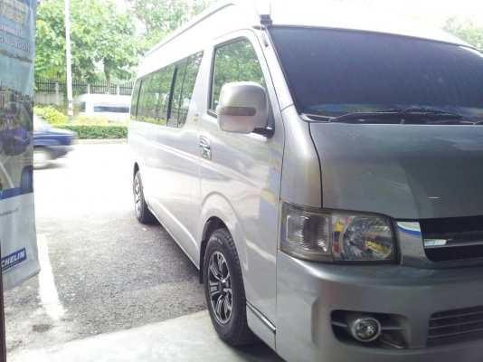 ขาย รถตู้  toyota commutor