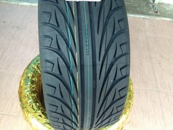 ขายยาง kenda 235/40-18 ราคาถูกๆ พร้อมติดตั้งครับ