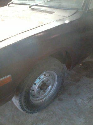 ขายรถดัทสัน 1300 ชีฃี  สภาพเดิม ๆๆ ขายตามสภาพ 25000ไม่ลดแล้วขาดทุนครับ เอาไปเลย  ครับผม