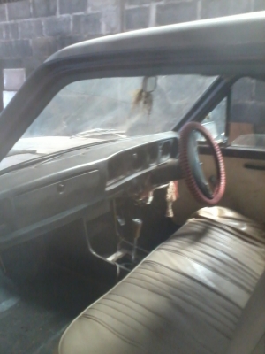 ขายรถดัทสัน 1300 ชีฃี  สภาพเดิม ๆๆ ขายตามสภาพ 25000ไม่ลดแล้วขาดทุนครับ เอาไปเลย  ครับผม