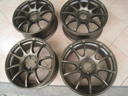 ขายล้อแม็ก advan rz มือสอง 16"x7" et40 4 รู 100 สีน้ำตาลไหม้ ทำสีใหม่ครับ ไม่มีซ่อม  สนใจติดต่อเล็กคลองสามครับ (081-3747940)