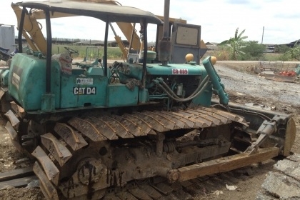 ขาย CAT D4D รถใช้งานอยู่ เครื่องดี รถติดง่าย ใบแทร็กเต็ม ราคาต่อรองได้
