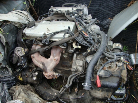 ขายเครื่องมิตซูท้ายเบ็นซ์1,500cc auto