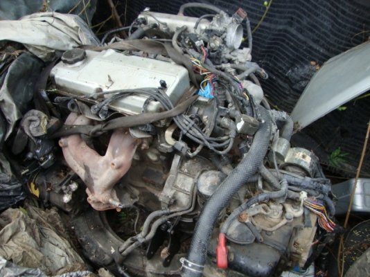 ขายเครื่องมิตซูท้ายเบ็นซ์1,500cc auto