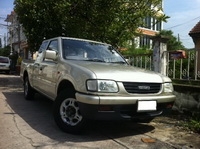 **ขาย Isuzu Dragon ปี97 SLX2.8Turbo เกียร์ธรรมดา สีทอง วิ่งน้อยมาก รถสวย  พร้อมแต่งพร้อมใข้ ผ่อนถูกสุดๆ**มีรูป