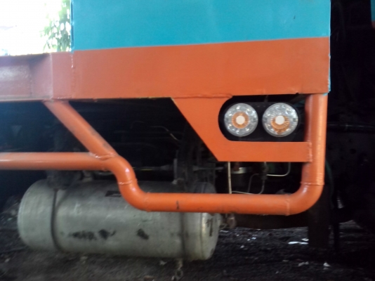 ขายรถเทรลเลอร์บรรทุกแบ็คโฮ