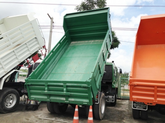 ขายรถ 6 ล้อ ISUZU DECA กระบะดัมพ์ เครื่องยนต์ 200 แรงม้า