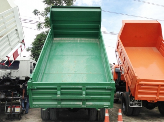 ขายรถ 6 ล้อ ISUZU DECA กระบะดัมพ์ เครื่องยนต์ 200 แรงม้า