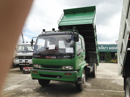 ขายรถ 6 ล้อ ISUZU DECA กระบะดัมพ์ เครื่องยนต์ 200 แรงม้า