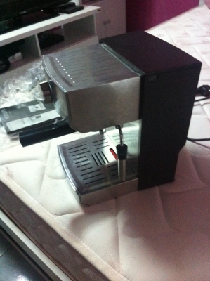 ขายเครื่องชงกาแฟถูก ใช้งานครั้งเดียวใหม่มาก ขายเครื่องชงกาแฟถูก ใช้งานครั้งเดียวใหม่มาก