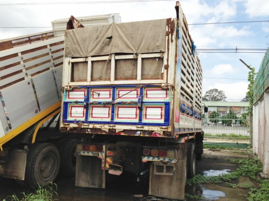 ขายรถ 10 ล้อ ISUZU Deca กระบะดัมพ์ เครื่องยนต์ NGV 320 แรงม้า ขายรถ 10 ล้อ ISUZU Deca กระบะดัมพ์ เครื่องยนต์ NGV 320 แรงม้า