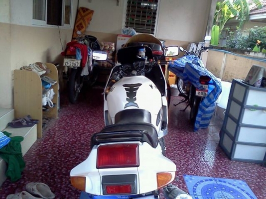 kawasaki 400ccZZR