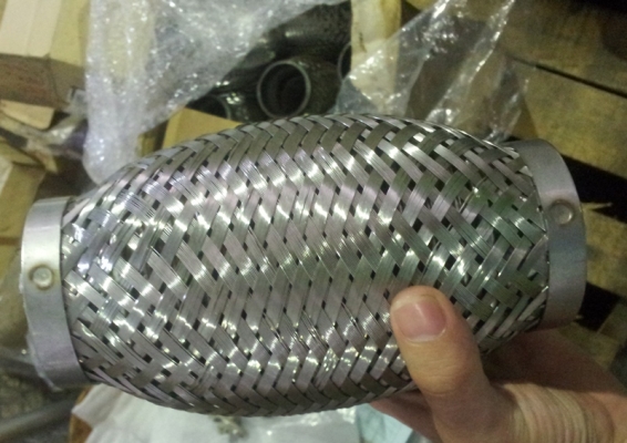 ขายท่ออ่อนรถยนต์