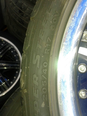 แม็กขอบ 17x6 พร้อมยาง 205 40 17 ปี 11 สัปดาห์ที่ 42