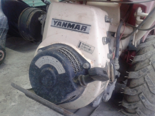 รถเกี่ยวข้าวเดินตาม รหัสสินค้า :13001392 YANMAR www.nihonmono.com