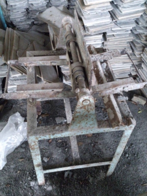 ขายเครื่องอัดอิฐบล็อค ไฮโดลิก 4 ก้อน อุปกรณ์ทั้งหมด