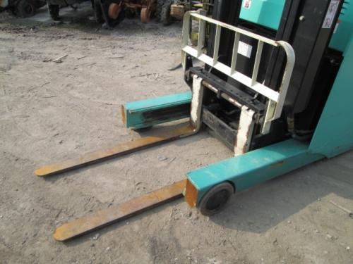 รถยกไฟฟ้ายืนขับ รหัสสินค้า :13001396 SUMITOMO www.nihonmono.com