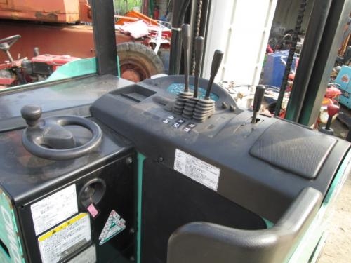 รถยกไฟฟ้ายืนขับ รหัสสินค้า :13001396 SUMITOMO www.nihonmono.com